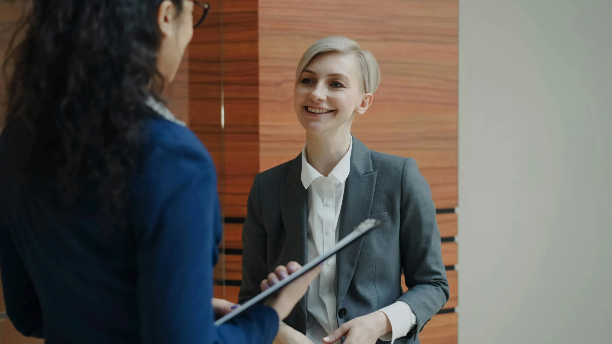 Strategi Personal Branding di LinkedIn untuk Profesional dan Fresh Graduate
