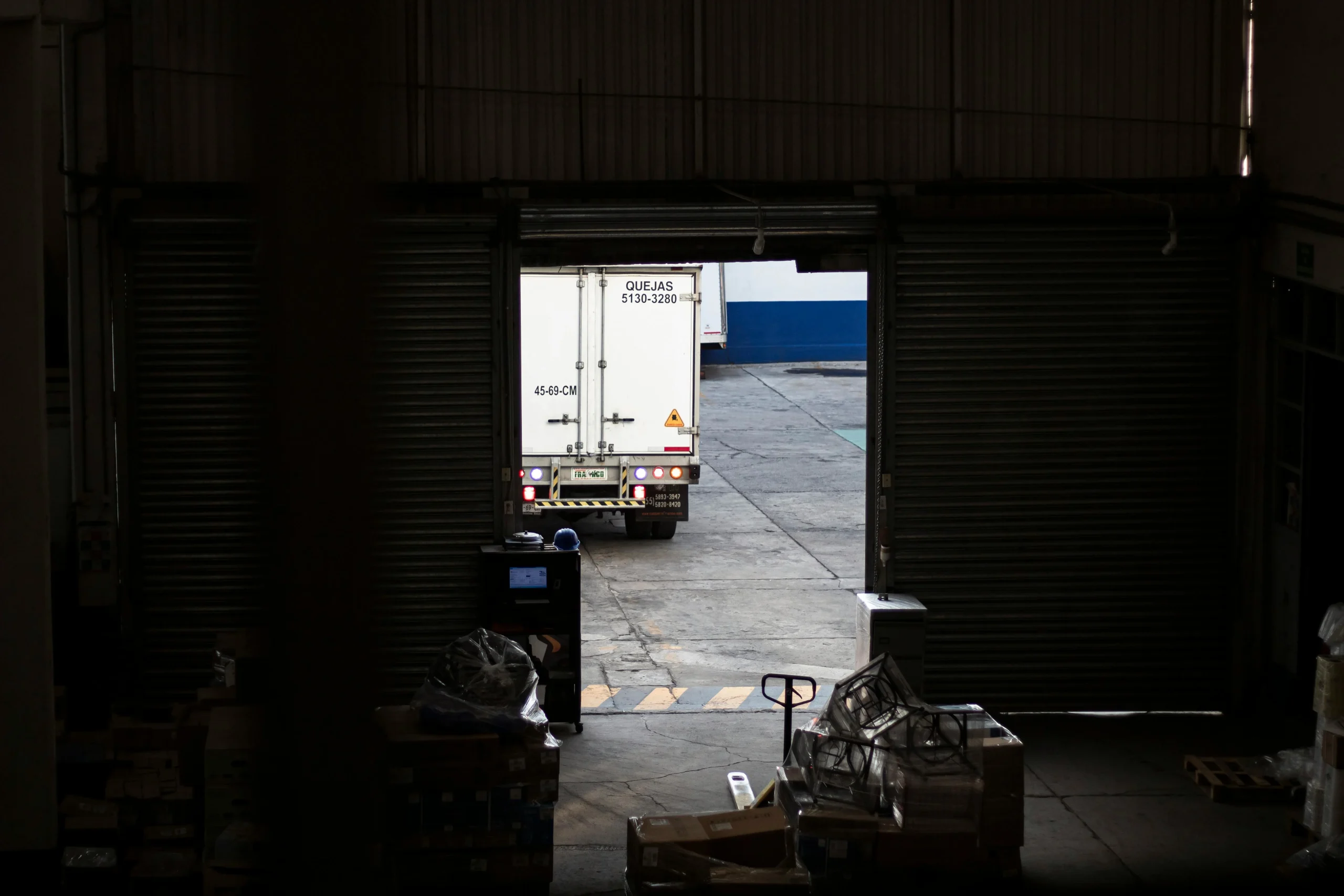 SMART TRANSPORTATION DAN DISTRIBUTION SYSTEM DALAM LOGISTIK DIGITAL